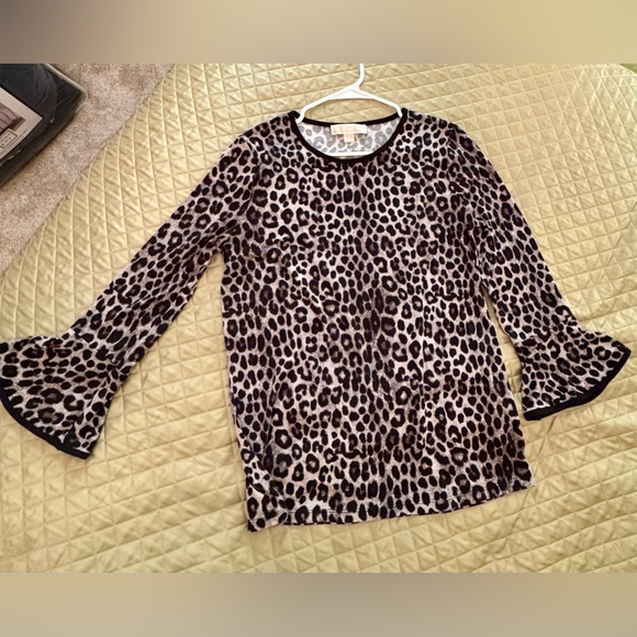 Michael Kors Black Leopard Long Sleeve Leopard Top with Flare Sleeve / Sz Medium - Picture 2 of 5